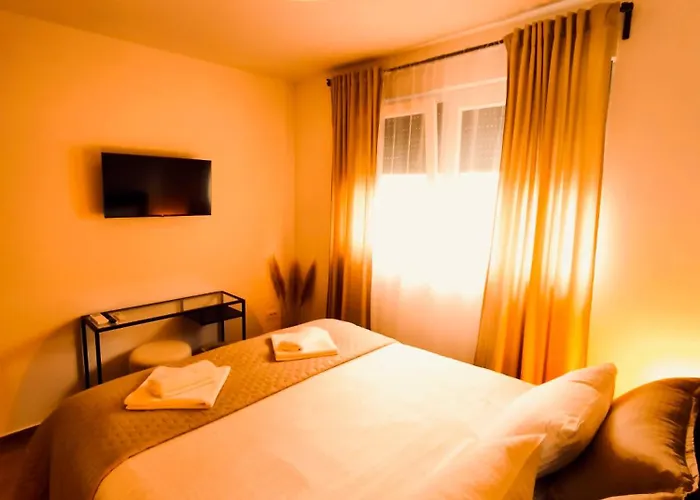 Divini * Ζαντάρ