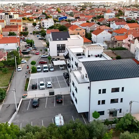 Divini Lägenhet Zadar