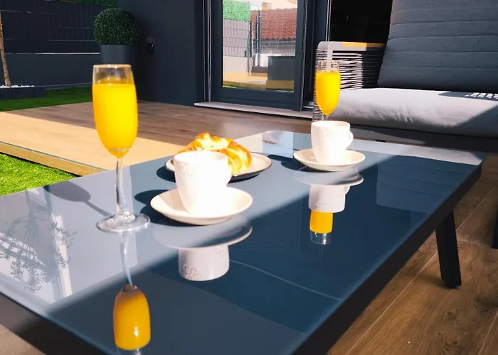 Divini アパート *